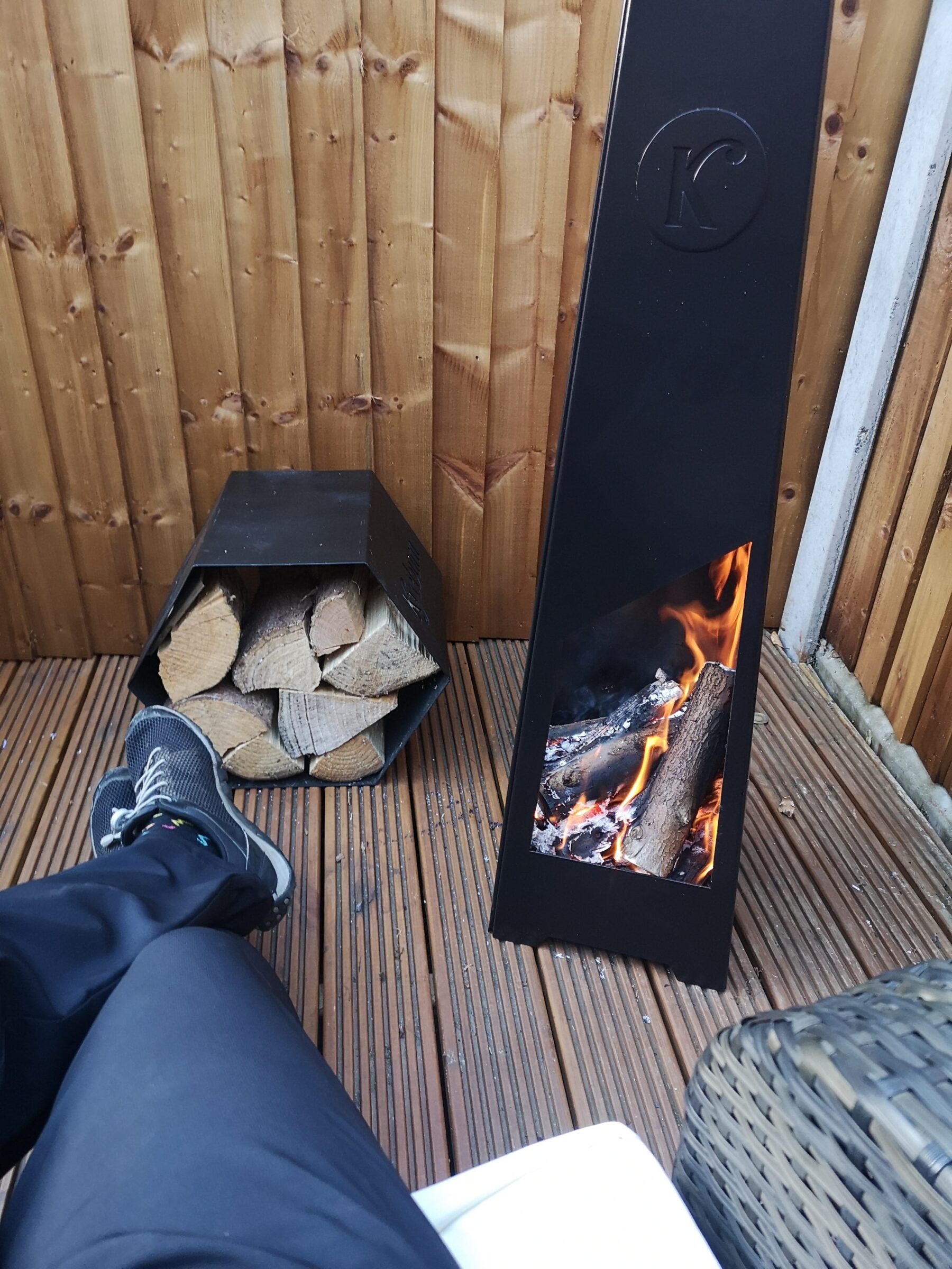 Kyeburn Firebowl 500 Blazing Logstore Hexagon